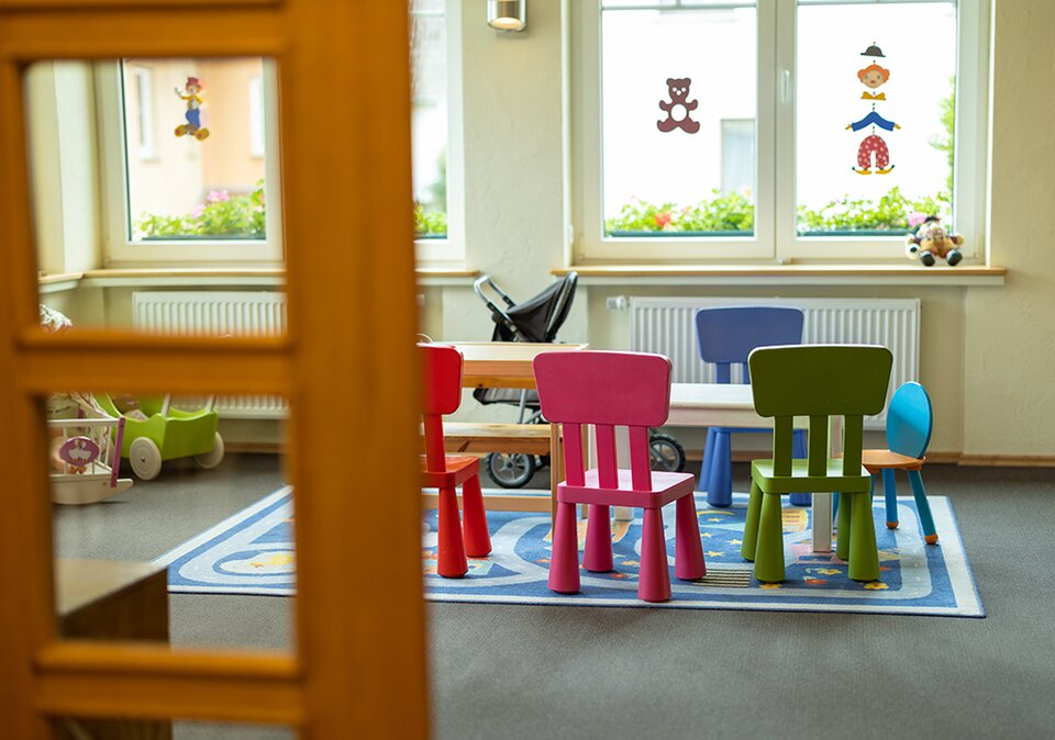 Lichtdurchfluteter Kinder-Spielraum